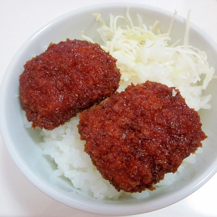 冷凍食品で作るソースとんかつ丼♪